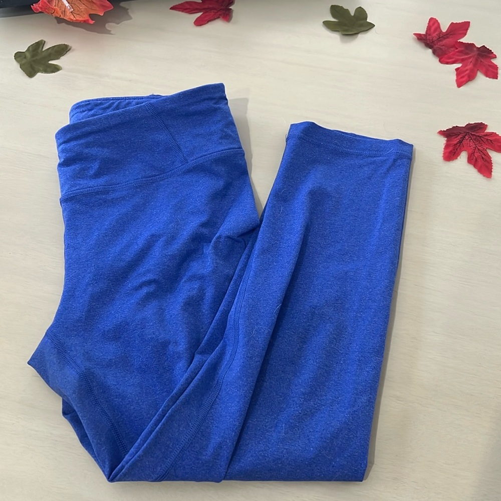 Beautiful royal blue Lucy running leggings sz small